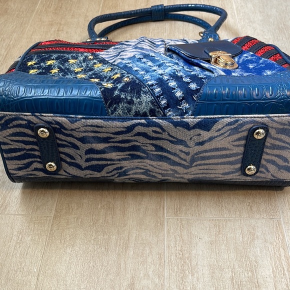 Sharif Denim 1827 Patriotic Bag With Stars & Stripes Sequins & Studs Bag - Picture 5 of 16